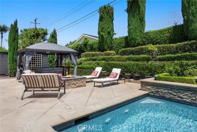 5092 Briarhill Drive, Yorba Linda CA: https://media.crmls.org/medias/ef84bb00-547e-40e3-93ea-5f8751f14406.jpg