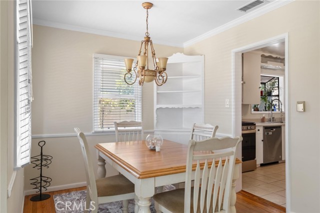 5353 W 121st Street, Hawthorne CA: https://media.crmls.org/medias/ef84c739-66f7-47a5-8216-594b486e5cda.jpg