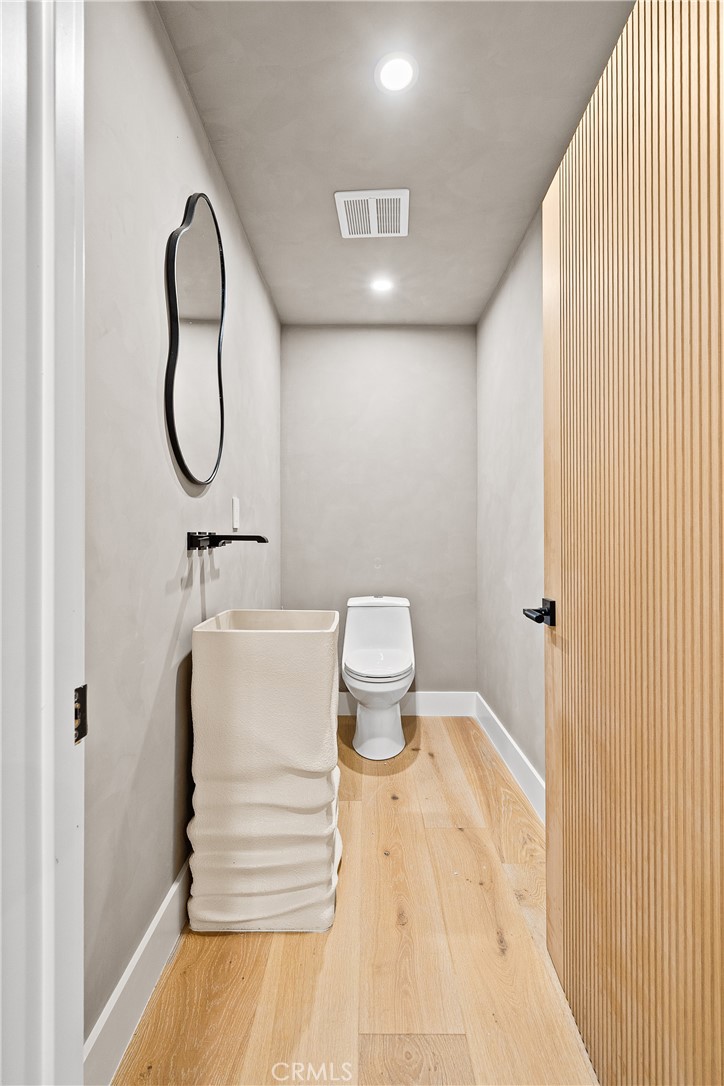 MLS #SR25240268 image #9