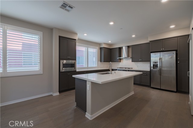 Detail Gallery Image 7 of 41 For 106 Tribeca, Irvine,  CA 92612 - 3 Beds | 2/1 Baths