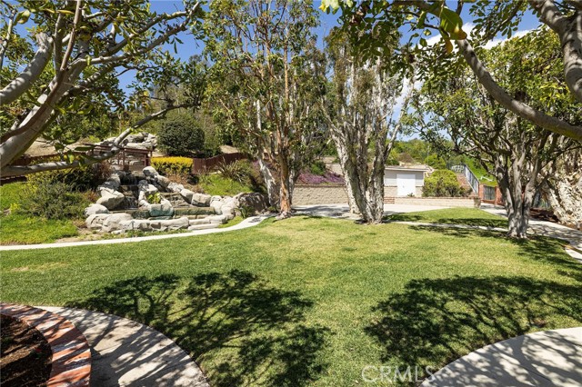 25611 Rangewood Road, Laguna Hills CA: https://media.crmls.org/medias/ef865ecd-008d-4706-8919-d3fccea60d65.jpg