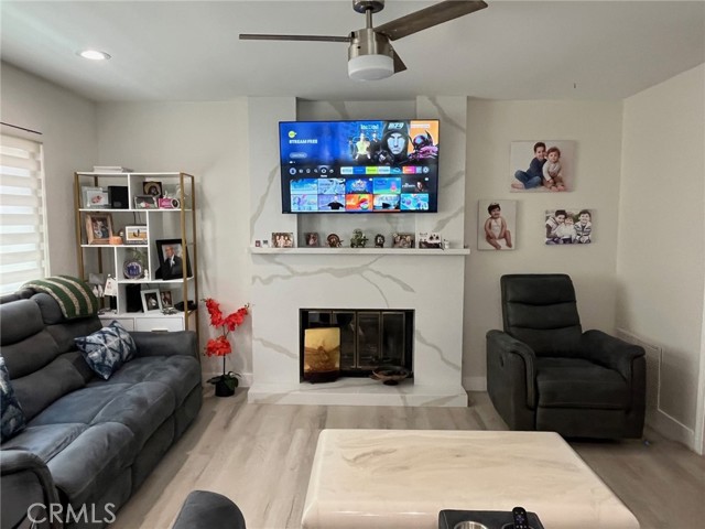 12170 Crystal Ridge Way, Porter Ranch CA: https://media.crmls.org/medias/ef869f36-d5a5-4541-88b1-3dca735c450b.jpg