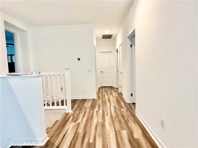 Detail Gallery Image 17 of 28 For 403 Aura Dr, Costa Mesa,  CA 92626 - 4 Beds | 3 Baths
