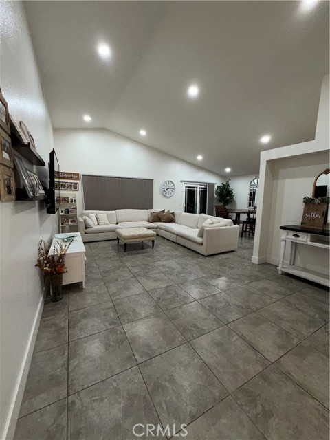 Detail Gallery Image 6 of 31 For 40833 Caballero, Cherry Valley,  CA 92223 - 2 Beds | 2 Baths