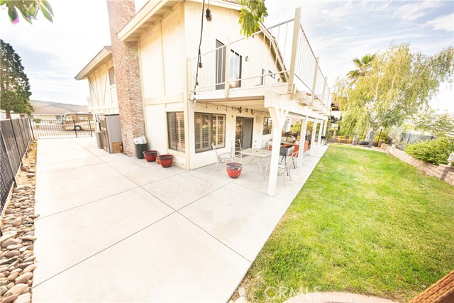 13685 Hidden Valley Road, Victorville CA: https://media.crmls.org/medias/ef86fb8f-5c06-46b3-a3f6-8ecd9e5e42df.jpg