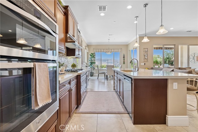 14 Garza, Rancho Mission Viejo CA: https://media.crmls.org/medias/ef870bda-012a-44f0-972e-11e8eebc2219.jpg
