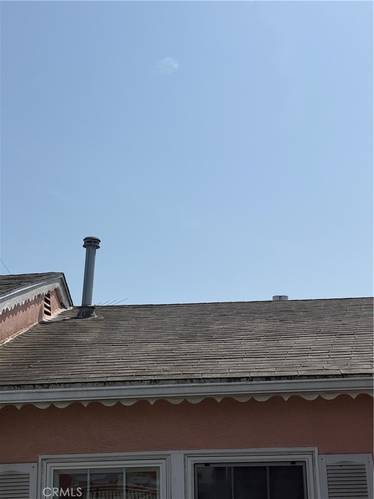 https://media.crmls.org/medias/ef873a37-3d9e-41eb-bf95-8834041b7397.jpg?preset=X-Large