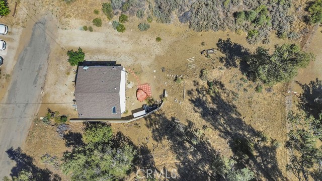 312 Border Street, Frazier Park CA: https://media.crmls.org/medias/ef87d951-37d3-47ac-a367-45d8415e62b9.jpg