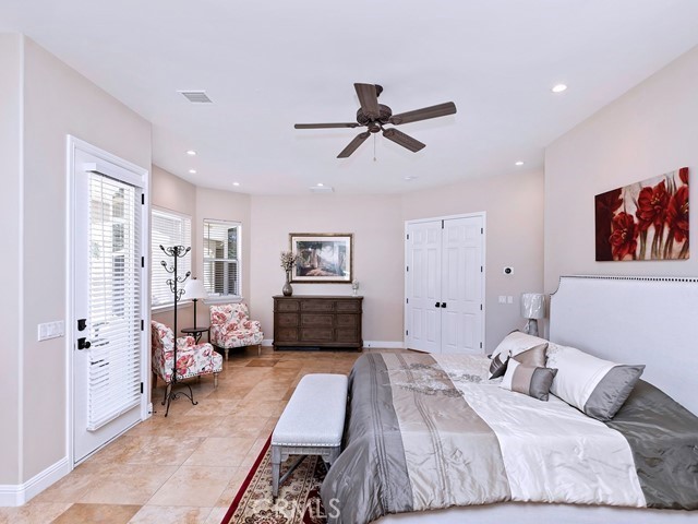 Detail Gallery Image 21 of 67 For 36410 Calle Puerta Bonita, Temecula,  CA 92592 - 5 Beds | 4/2 Baths