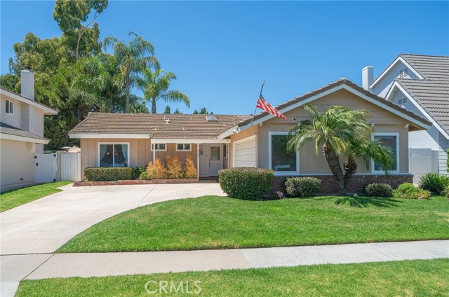 17181 Greenleaf Ln, Huntington Beach, CA 92649