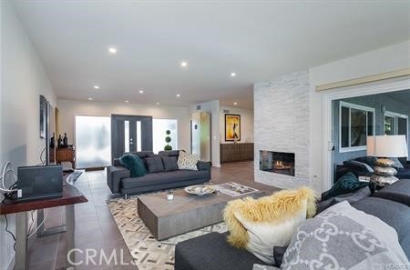 6236 Capistrano Avenue, Woodland Hills CA: https://media.crmls.org/medias/ef888c2e-d267-4ae7-ae17-ea21e74da981.jpg