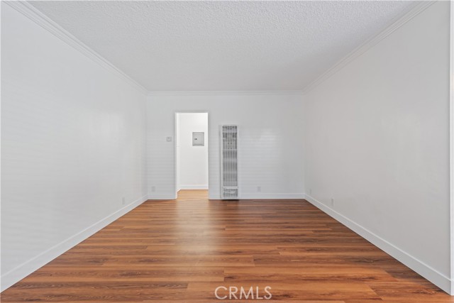 1101 E Ocean Boulevard, Long Beach CA: https://media.crmls.org/medias/ef89350a-b2b1-447c-8617-0e6bebb24450.jpg