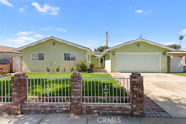 Detail Gallery Image 1 of 26 For 233 Doyle Ave, Redlands,  CA 92374 - 3 Beds | 2 Baths