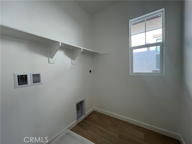 Detail Gallery Image 8 of 13 For 2544 Dorris St, El Monte,  CA 91733 - 4 Beds | 3/1 Baths