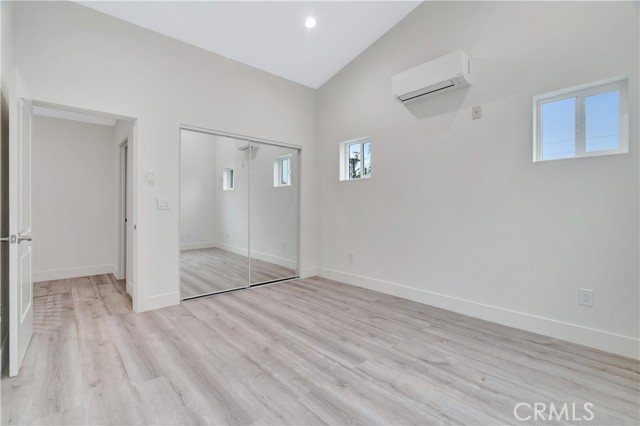 19513 Cantara Street photo 56