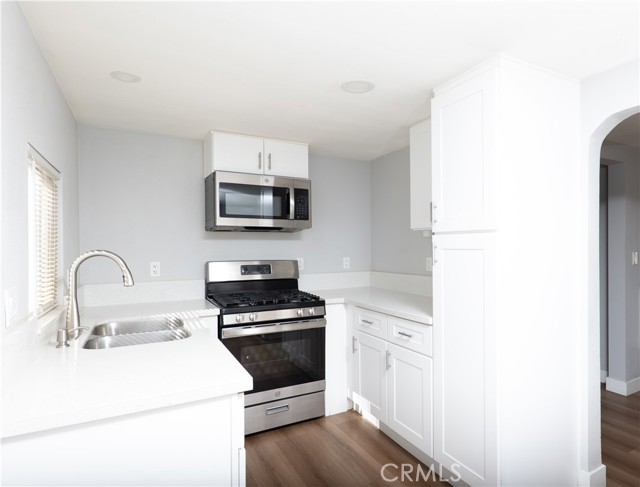 Detail Gallery Image 7 of 17 For 5286 Odell St #C,  Jurupa Valley,  CA 92509 - 2 Beds | 1 Baths