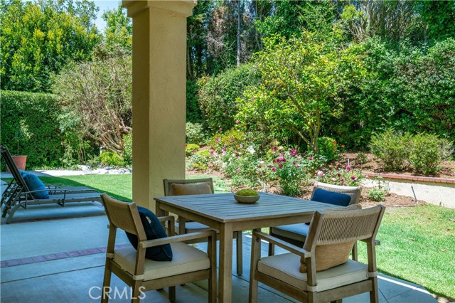 48 Via Porto Grande, Rancho Palos Verdes CA: https://media.crmls.org/medias/ef8cf97f-a16c-49c4-8d94-c6c7a12c4fef.jpg