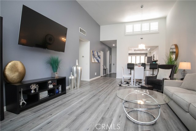 Detail Gallery Image 3 of 16 For 54229 Oakhill, La Quinta,  CA 92253 - 2 Beds | 2 Baths