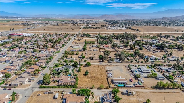 27301 Helene Way, Menifee CA: https://media.crmls.org/medias/ef8df150-37b3-4577-a3ab-b48933b09940.jpg