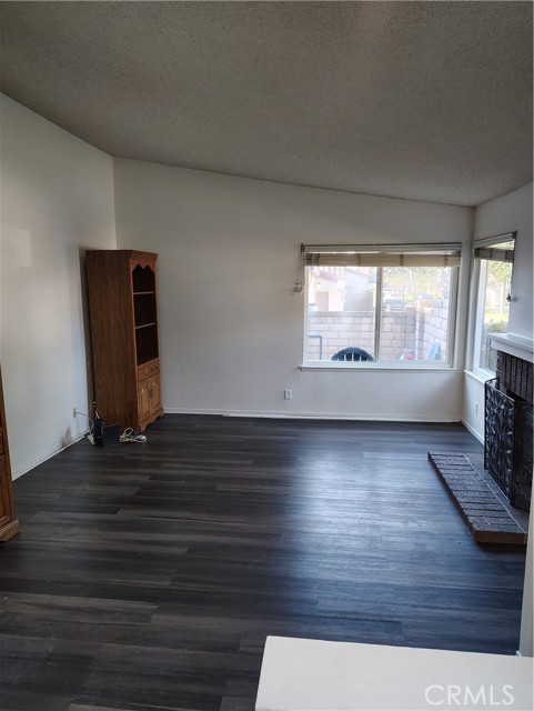 Detail Gallery Image 9 of 30 For 9854 Solazzo, Rancho Cucamonga,  CA 91730 - 2 Beds | 2 Baths