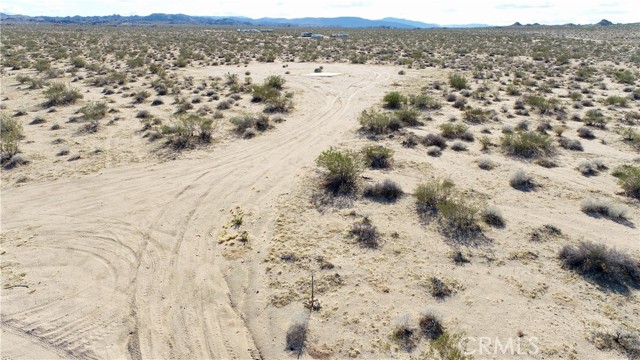 0 Listen Road, Johnson Valley CA: https://media.crmls.org/medias/ef8e7601-65fa-4023-9f1f-940ec0d9d629.jpg