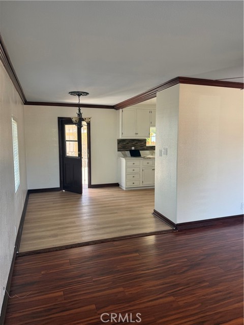 Detail Gallery Image 6 of 31 For 1524 Torrance Blvd, Torrance,  CA 90501 - 3 Beds | 2 Baths