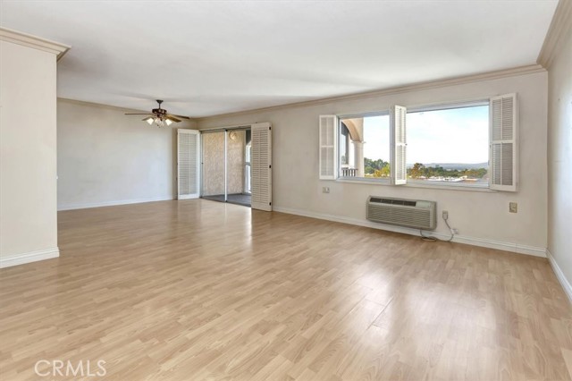 4001 Calle Sonora, Laguna Woods CA: https://media.crmls.org/medias/ef8f32ec-d403-4f7c-a4b6-471dd052cd82.jpg
