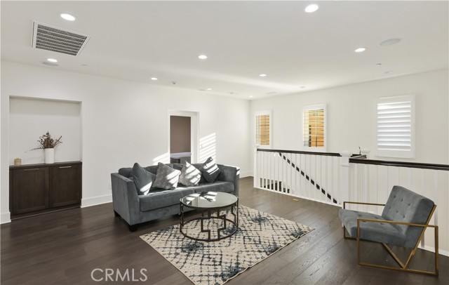 Detail Gallery Image 37 of 61 For 115 Candleglow, Irvine,  CA 92602 - 5 Beds | 5/1 Baths