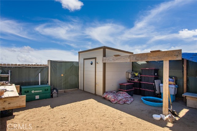 1234 Castillo Road, Landers CA: https://media.crmls.org/medias/ef90593d-2b0f-4209-9e01-2cb5737fa8bd.jpg