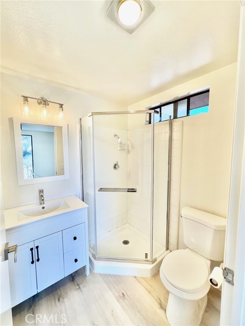Detail Gallery Image 13 of 45 For 1 Cabrillo Dr, Avalon,  CA 90704 - 3 Beds | 4 Baths