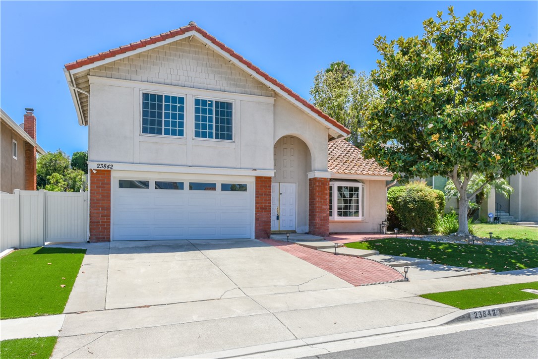 Detail Gallery Image 2 of 66 For 23842 Helsinki St, Mission Viejo,  CA 92691 - 4 Beds | 3 Baths