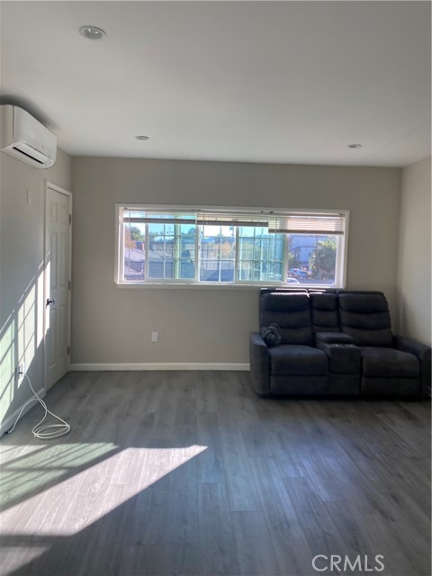 Detail Gallery Image 15 of 18 For 7252 Rubio, Lake Balboa,  CA 91406 - 0 Beds | 1 Baths