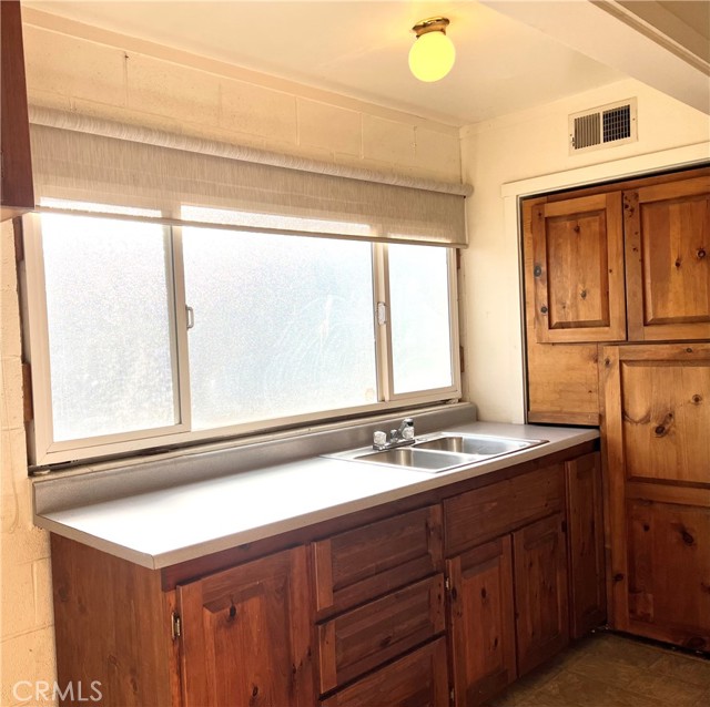 390 N Forbes Street, Lakeport, California 95453, ,Commercial Lease,For Rent,390 N Forbes Street,CRLC25012535