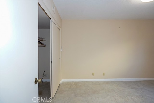 Detail Gallery Image 13 of 29 For 9901 Westhaven Cir, Westminster,  CA 92683 - 4 Beds | 2 Baths