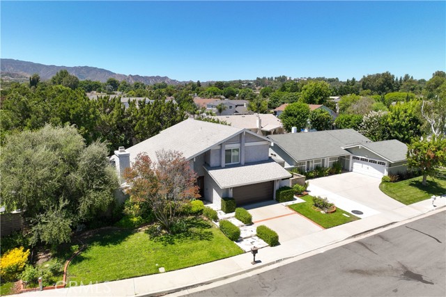 25515 Novela Way, Valencia CA: https://media.crmls.org/medias/ef922c30-cf64-4ef5-821b-238d1f97f371.jpg