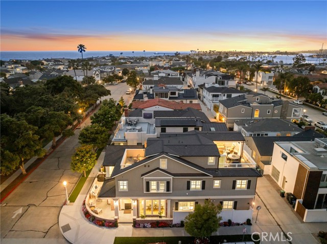 Detail Gallery Image 36 of 37 For 1752 Plaza Del Norte, Newport Beach,  CA 92661 - 4 Beds | 4/1 Baths