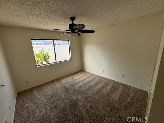 15030 Zieglinde Drive, Lake Elsinore CA: https://media.crmls.org/medias/ef932730-6b89-4d11-bf21-ddcd796f5f08.jpg
