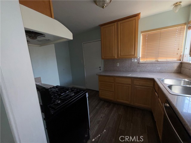 Detail Gallery Image 14 of 18 For 235 43rd St, San Bernardino,  CA 92404 - 3 Beds | 2 Baths