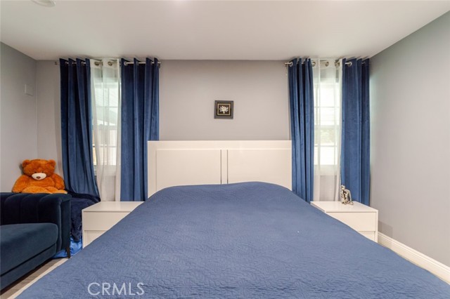 Detail Gallery Image 32 of 50 For 17242 Horace St, Granada Hills,  CA 91344 - 4 Beds | 4 Baths