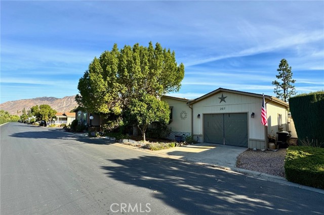 Detail Gallery Image 2 of 21 For 2230 Lake Park #207,  San Jacinto,  CA 92583 - 3 Beds | 2 Baths