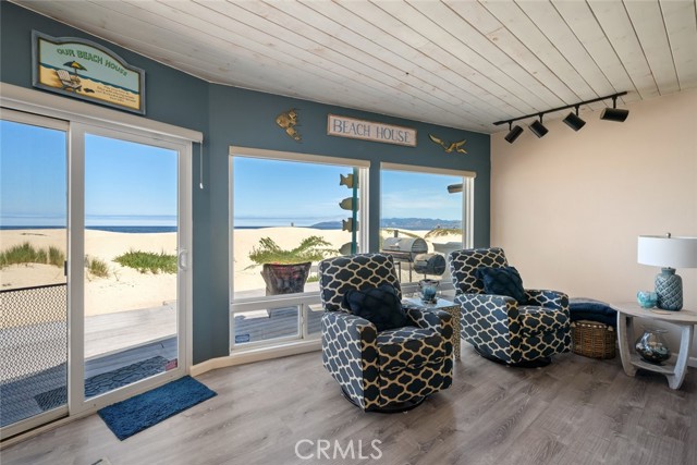 Detail Gallery Image 15 of 63 For 1652 Strand Way, Oceano,  CA 93445 - 4 Beds | 4/1 Baths