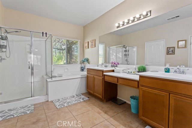Image 5 of 16 For 9222 Silver Star Avenue