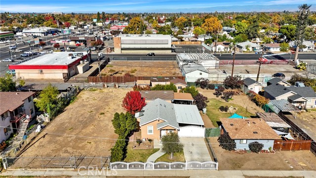 Detail Gallery Image 34 of 40 For 3139 E Clay Ave, Fresno,  CA 93702 - 3 Beds | 2 Baths