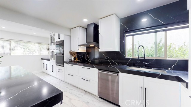 Detail Gallery Image 10 of 45 For 4632 Park Granada #93,  Calabasas,  CA 91302 - 3 Beds | 2 Baths