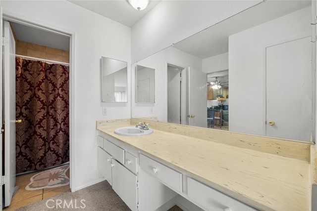 23515 Lyons Avenue, Valencia CA: https://media.crmls.org/medias/ef9a723f-552c-4e89-b003-a1336b350f8e.jpg
