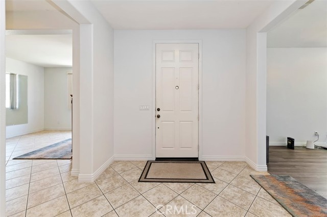 Detail Gallery Image 13 of 23 For 25103 Cliffrose St, Corona,  CA 92883 - 4 Beds | 2 Baths