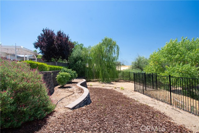 403 Montebello Oaks Drive, Paso Robles CA: https://media.crmls.org/medias/ef9b7872-8bee-45b5-8c40-73798ba1e0d7.jpg
