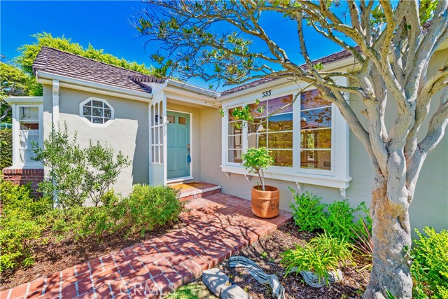 Detail Gallery Image 6 of 19 For 333 Locust St, Laguna Beach,  CA 92651 - 2 Beds | 1 Baths