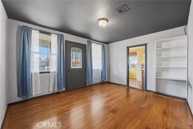 Detail Gallery Image 7 of 59 For 12525 Persing Dr, Whittier,  CA 90606 - 6 Beds | 3 Baths