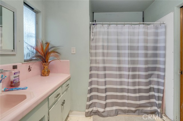 Detail Gallery Image 26 of 30 For 4638 E 53rd St, Maywood,  CA 90270 - 2 Beds | 2 Baths